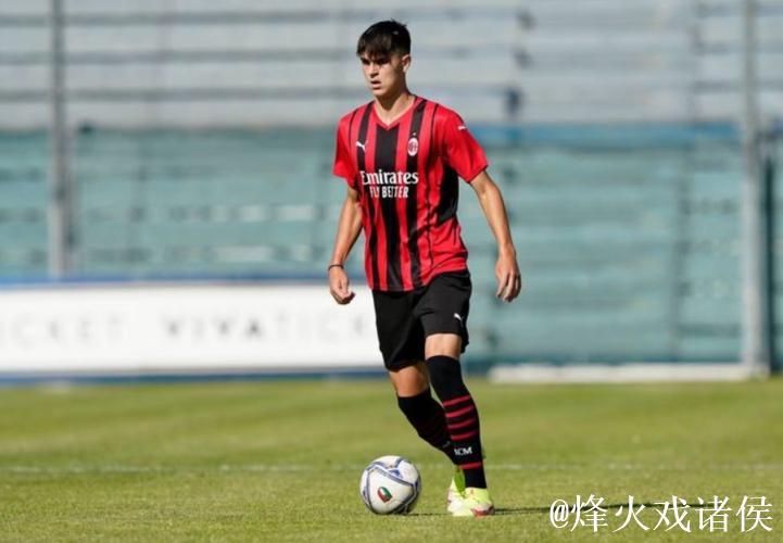 巴尔泰萨吉成为自马尔蒂尼后意甲中最年轻进球的米兰后卫 巴尔泰萨吉成为自马尔蒂尼后意甲中最年轻进球的米兰后卫