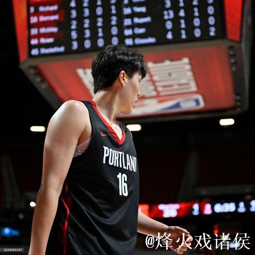 阿夫迪亚34+7+11闪耀全场 杨瀚森出战无得分 开拓者力克鹈鹕