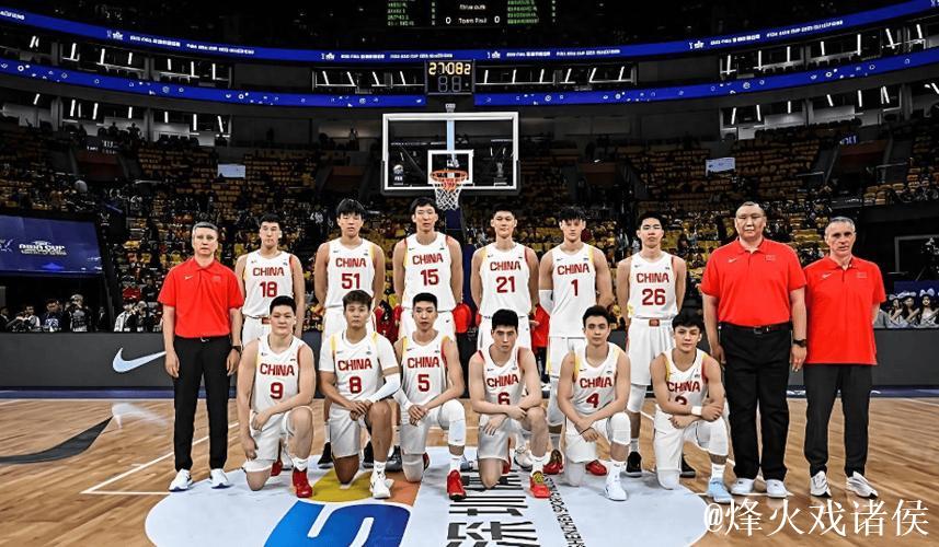 中国男篮亚洲杯12人阵容出炉 徐杰张宁无缘入选