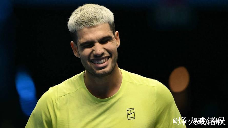 阿尔卡拉斯2-1力克弗里茨 总决赛小组赛连胜两场